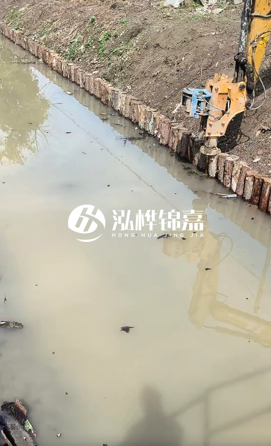 南平挖機打木樁專業施工-如何選擇打樁施工隊?