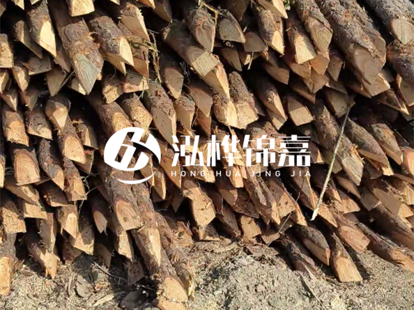 山西有松木樁廠家嗎在哪里?泓樺錦嘉可以接打樁施工嗎?