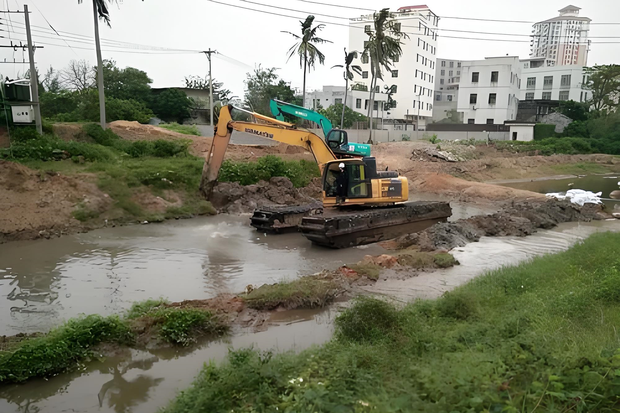 河南信陽挖機(jī)清淤施工隊(duì)-挖機(jī)加長臂清淤適合多大深度的區(qū)域?