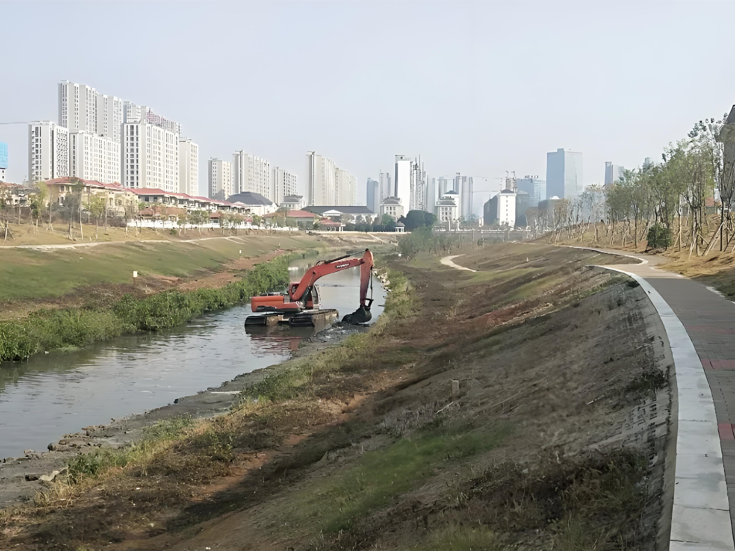 上海青浦區(qū)挖機(jī)清淤施工隊(duì)-沼澤地清淤后如何防止再次淤積?