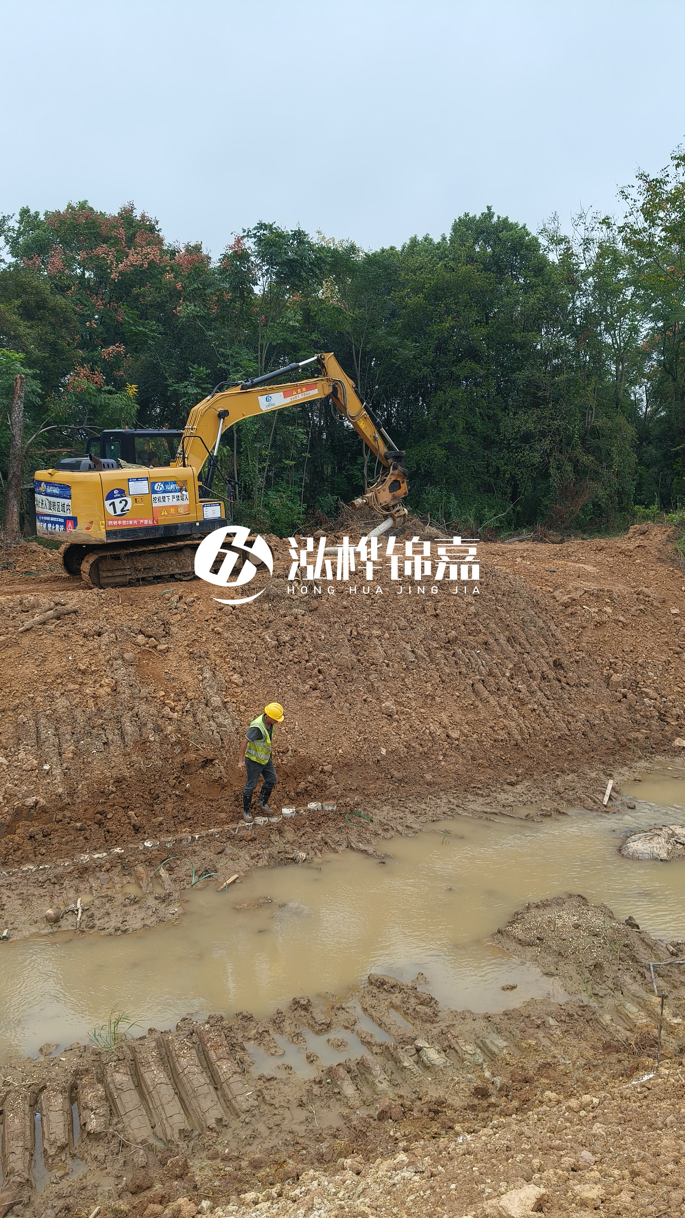 水泥仿木樁施工隊(duì)泓樺錦嘉 - 公園景觀用的水泥仿木樁一般選什么規(guī)格？